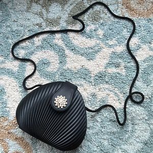 Sasha vintage black evening bag with diamond broach style clasp